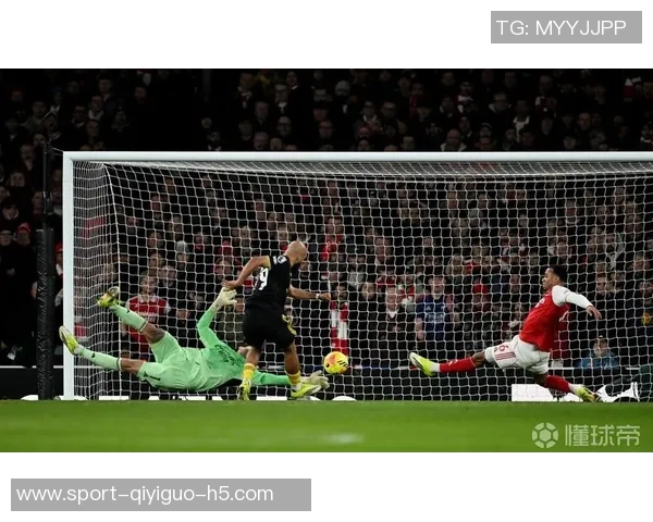 英超赛季最佳引援评选结果出炉姆伯莫夺魁扎卡苏维门迪紧随其后